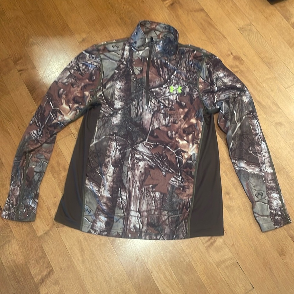 Under armor half zip lightweight loose fit M NWOT